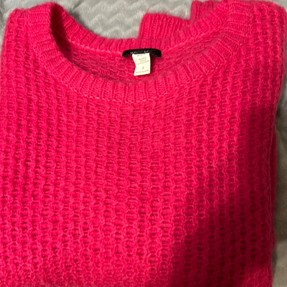 Karisma pink sweater size small